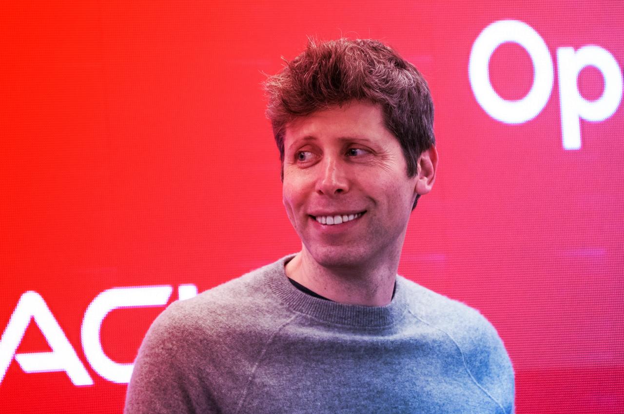 Az MI végre enged erotikát: jön a nagy ChatGPT-lazasítás