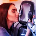 Most már flörtölnek a mesterséges intelligenciák, és pénzt is termelnek
