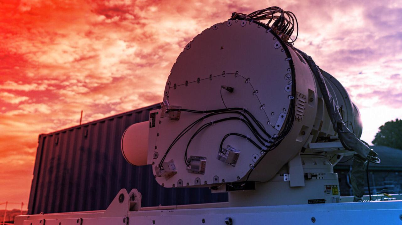 A brit flotta új csodafegyvere: a DragonFire, a drónok réme