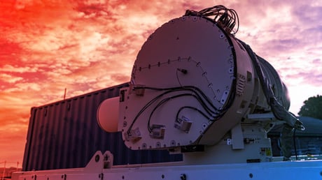 A brit flotta új csodafegyvere: a DragonFire, a drónok réme