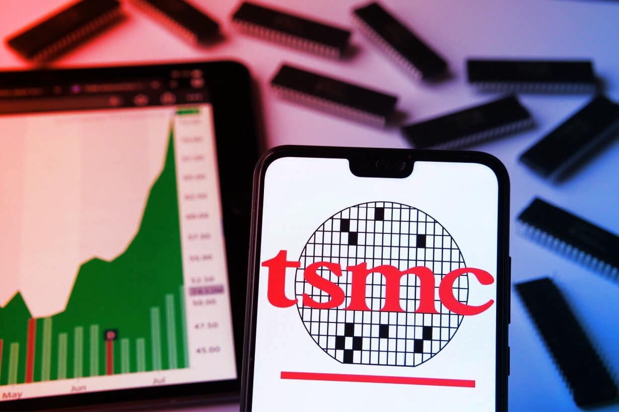 A félvezetőiparban titkos háború dúl az Intel és a TSMC között