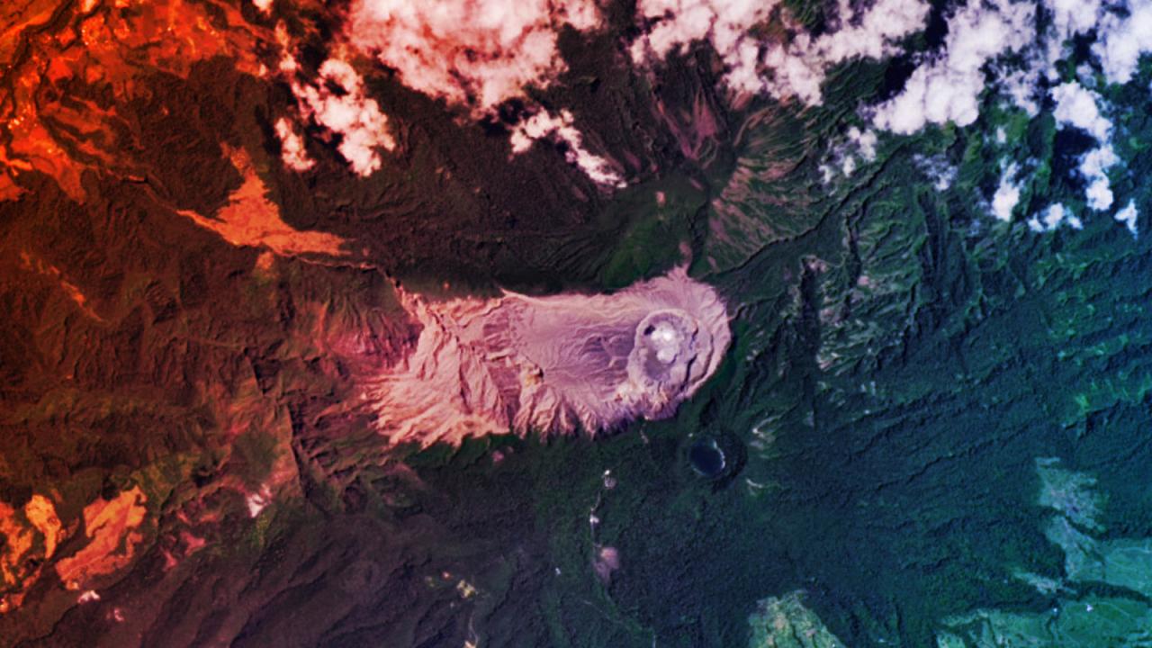 A lenyűgöző Poás-vulkán, Costa Rica marsbéli tája