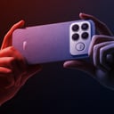 A Poco új telefonja már mélynyomóval támad