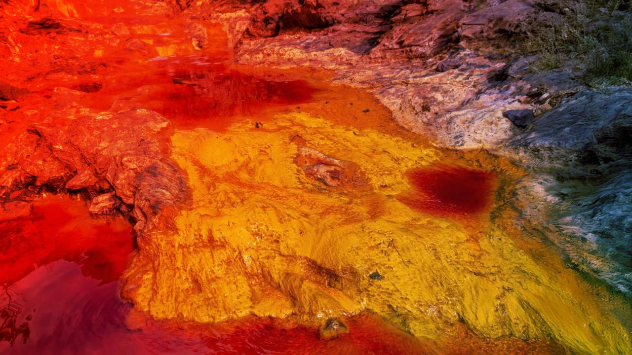 A rozsdát lélegző baktérium mentheti meg az óceánokat