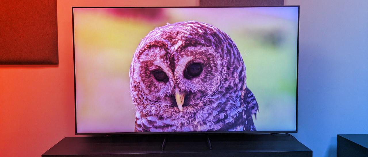 A Samsung Q8F QLED modern tévé, de drága kompromisszumokat jelent