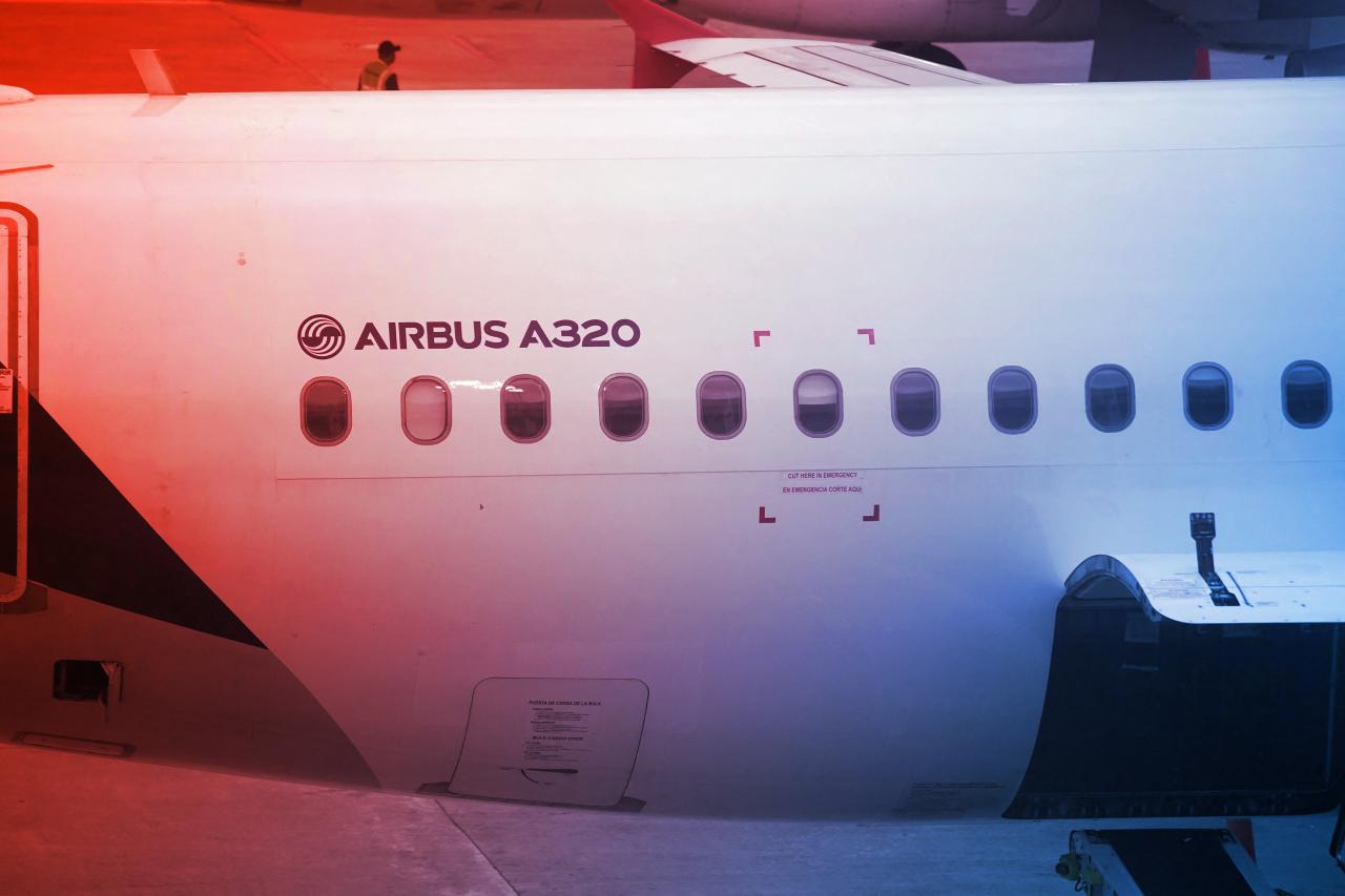 Az Airbus A320 hibája megbénította a világ reptereit