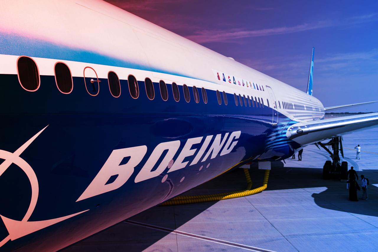 Az Emirates újabb Boeing-gigarendelése vihart kavart Dubajban