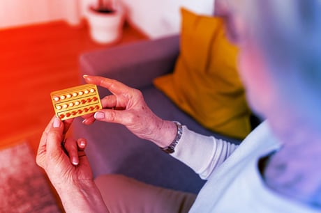 Az FDA enyhébb figyelmeztetései új korszakot hozhatnak a menopauza hormonkezelésében