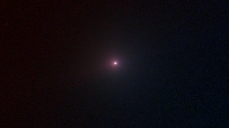 Az intersztelláris üstökös zölden ragyog, de miért tűnik el a farka