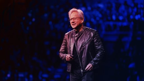 Az MI-forradalom nem lufi – így vág vissza az Nvidia-vezér