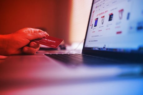 Az MI még mindig nem képes önállóan eladni semmit