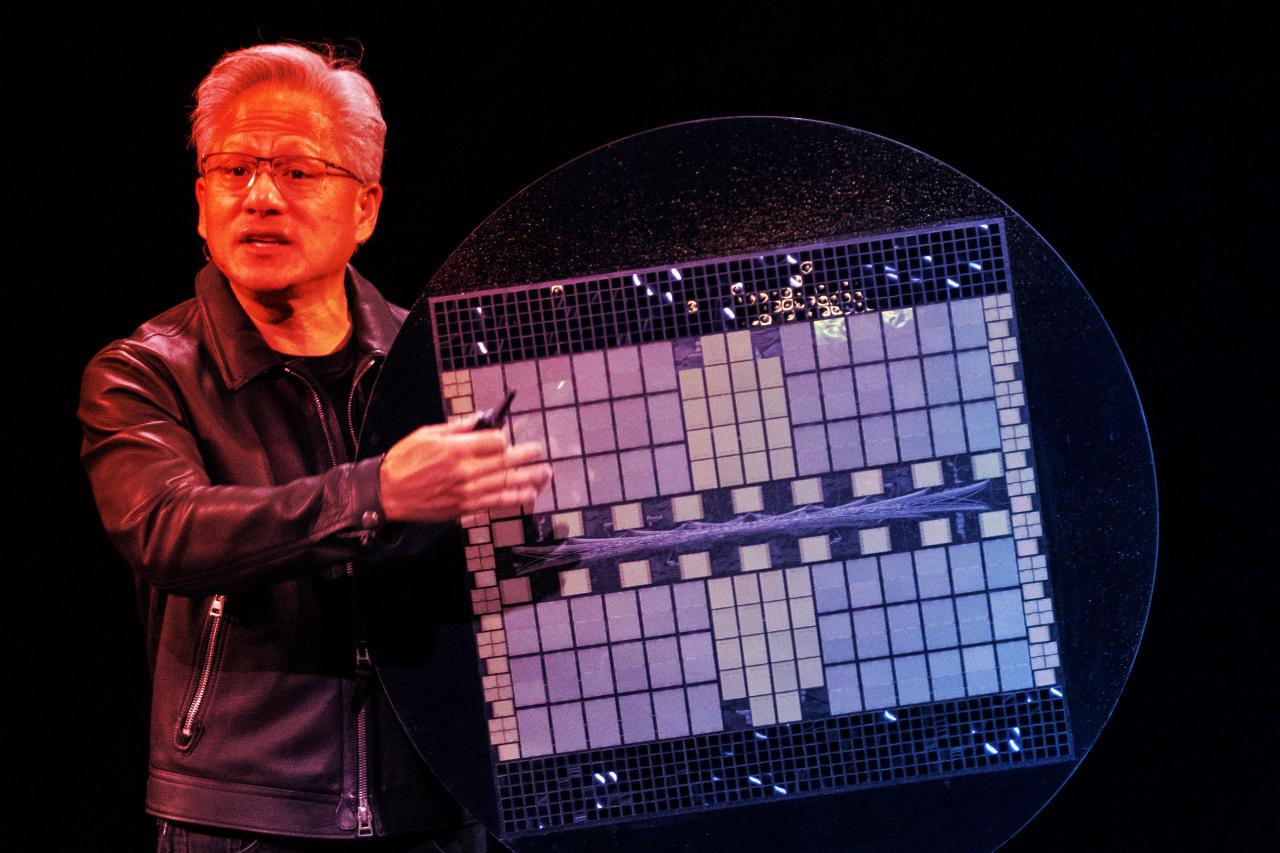 Az Nvidia 1800 milliárd dolláros óriástétje az MI-ben: kérdések Jensen Huanghoz