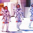 Az űrszemét fogságából szabadulva hazatért a három kínai űrhajós