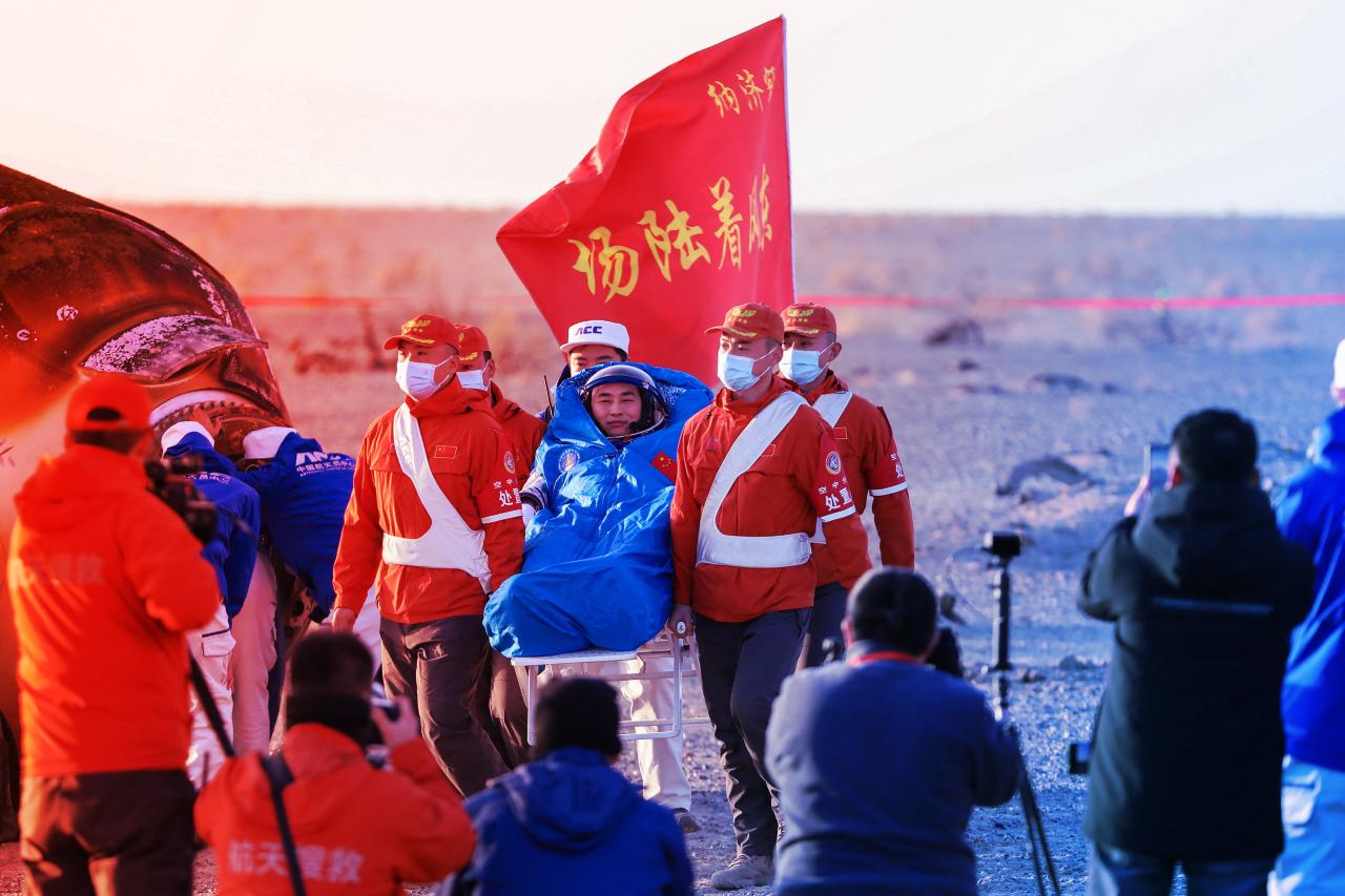 Az űrutazás ára: verseny az idővel kínai űrhajósokért