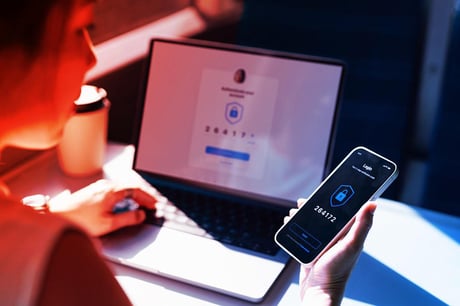 Így óvhatod meg magad az online térben, itt a 12 legfontosabb szabály