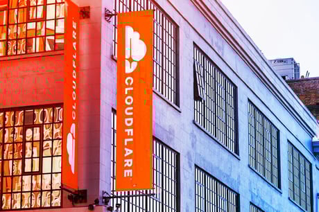 Majdnem leállt az internet – nem hackertámadás bénította a Cloudflare-t