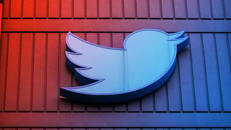 A Bluebird-hadművelet Musk bakiját meglovagolva indítaná újra a Twittert