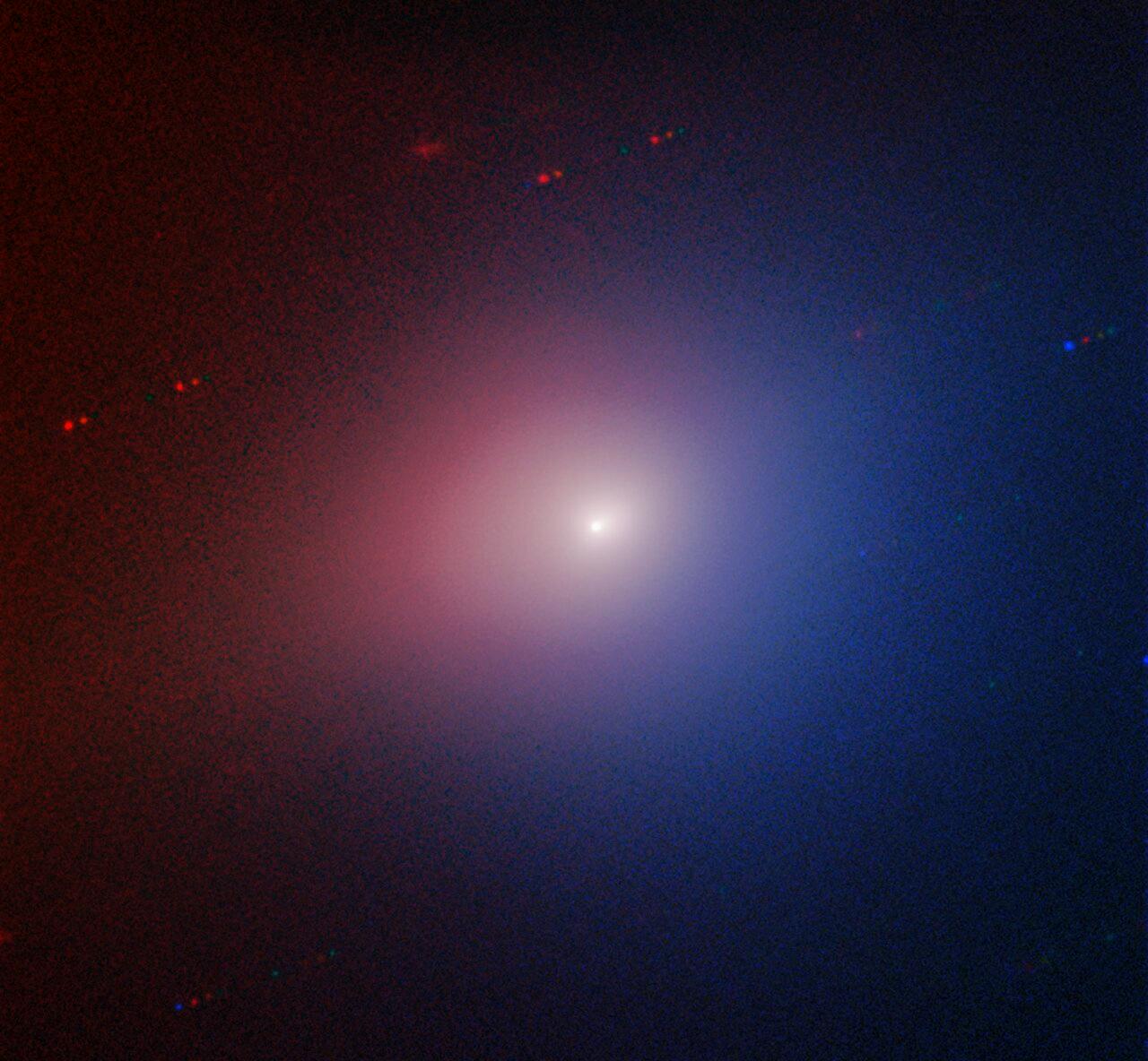 A csillagközi üstökös zöldre festi a hawaii égboltot