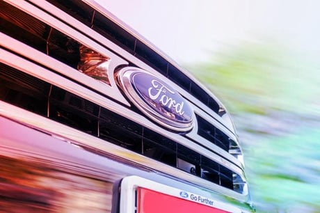 A Ford a szerverparkokban újít: autóakkukból energiabank