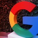 A Google új funkciójával a szelfidben próbálhatod fel a ruhákat