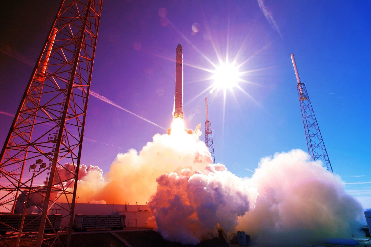 A naplementében startolt a SpaceX újabb Starlink-missziója