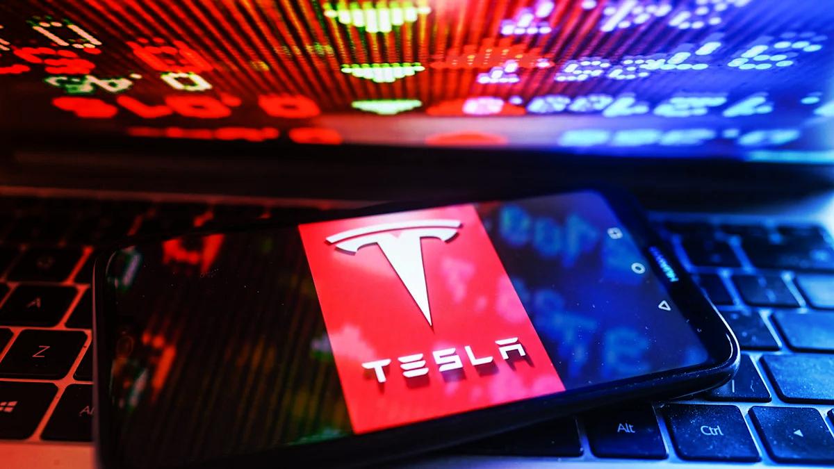 A Tesla-befektetésed ennyit érhet 2030-ra