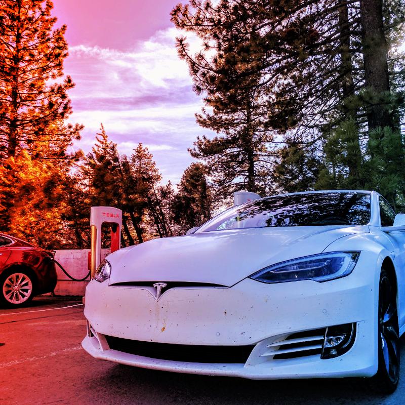 A Tesla még mindig olcsó – brutális az alulértékeltség