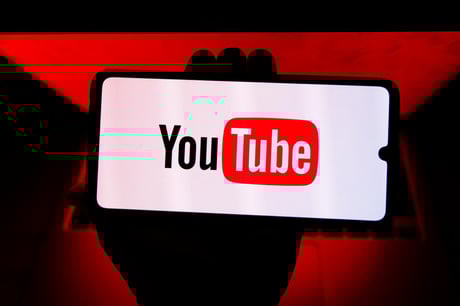 A YouTube új deepfake-rendőre: áldás vagy átok?