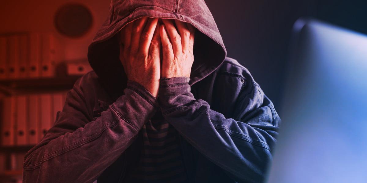 Az adatlopás csúfos véget ért: MacBook a folyóban, 1,2 milliárdos kár