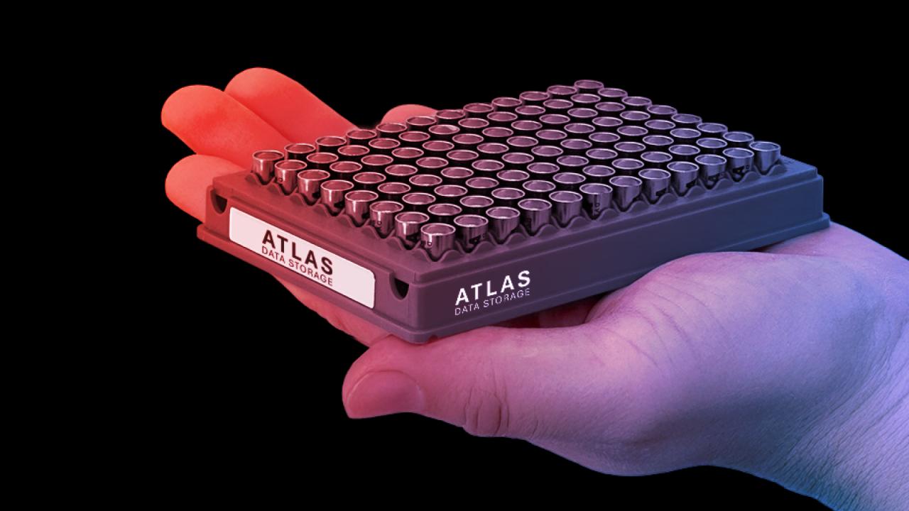 Az adatmegőrzés forradalma: tízmilliárd dal egy literben?