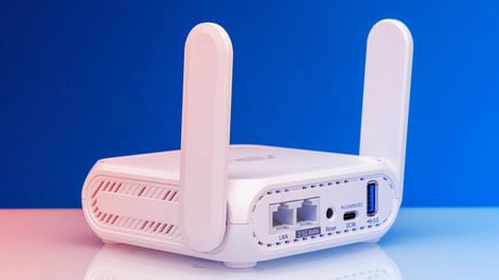 Az ASUS mobil Wi‑Fi 7 routere lehengerelt