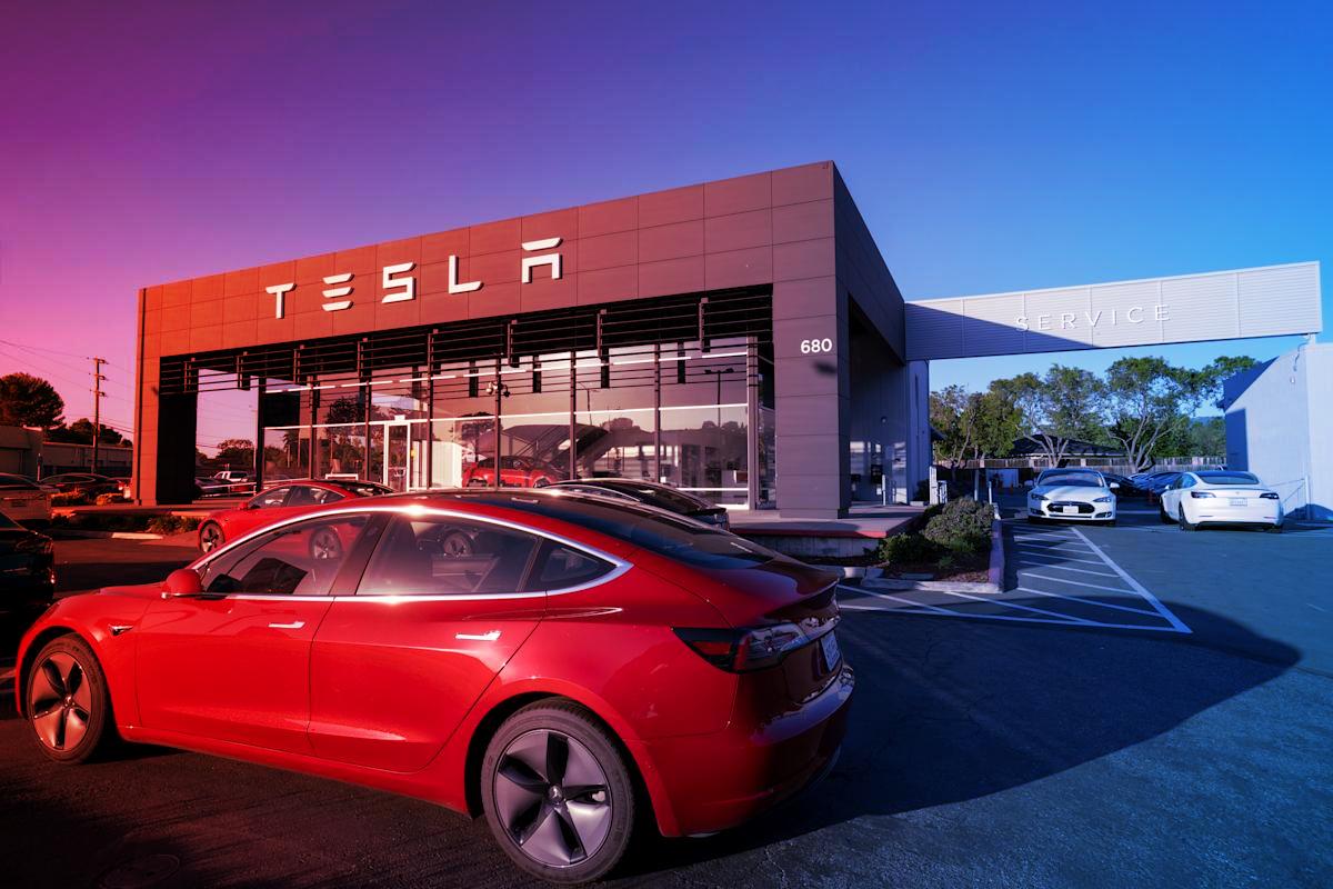 Az Autopilot-botrány megrengeti a Teslát: veszélyben a kaliforniai eladások