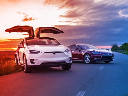 Az első nagy pofon a Tesla-flottának: szertefoszlott az önvezető álom