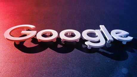 Az EU keményen nekimegy a Google-nek az MI-tartalmak miatt