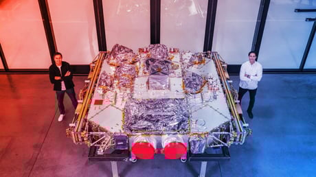 Az óriásműholdak kora jön: negyedmilliárdot kap a K2