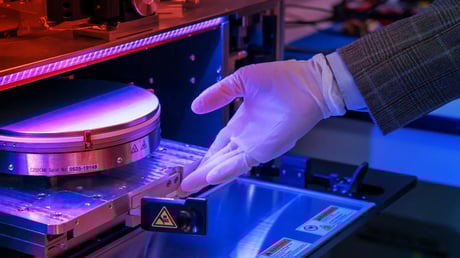 Az új 3D-s csip áttöri az MI fejlődésének korlátait