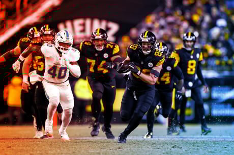 Az új Robinhood: NFL-fogadással hódítja meg a fiatalokat