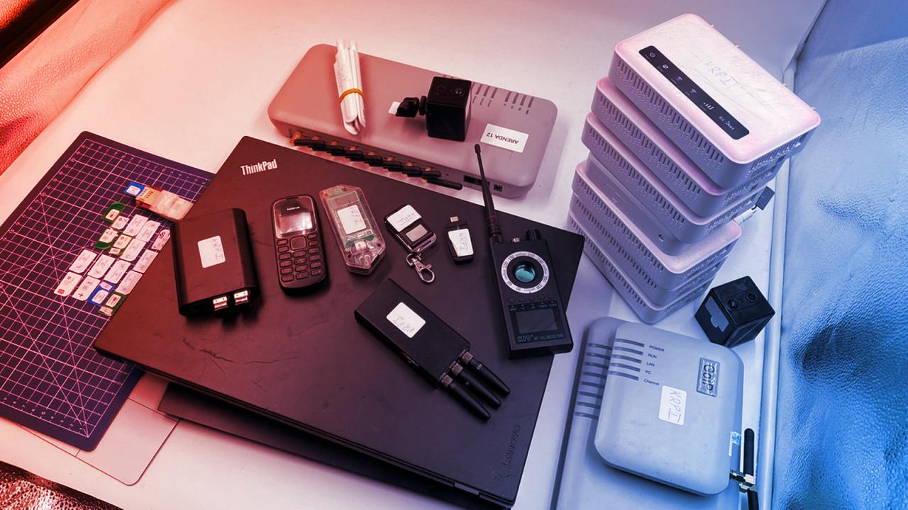 Az ukrán hekkerekre vadászik a lengyel rendőrség