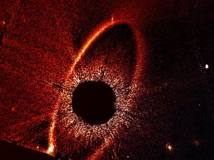 Az univerzum tűzijátéka: újabb kozmikus balesetet fotózott a Hubble