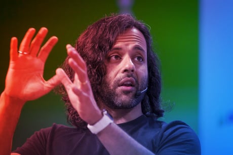 Az űr az új adatközpont, és már mindenki oda tart