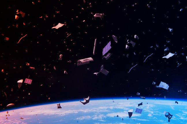 Az ütközés órája ketyeg: közel az űrkatasztrófa?