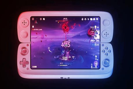 Végre itt az első hajlítható kijelzős kézikonzol