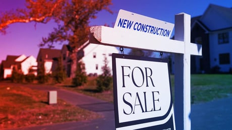 A 2025-ös lakáshitel-kamat történelmi mélyponton