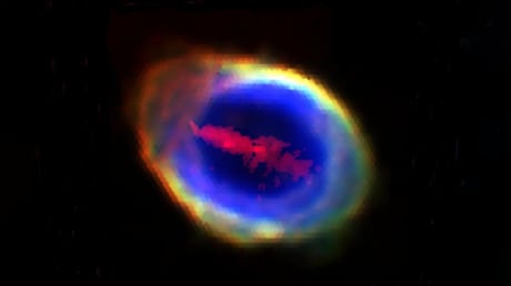 A Gyűrűs-köd felfedi titkát: itt a vasóriás