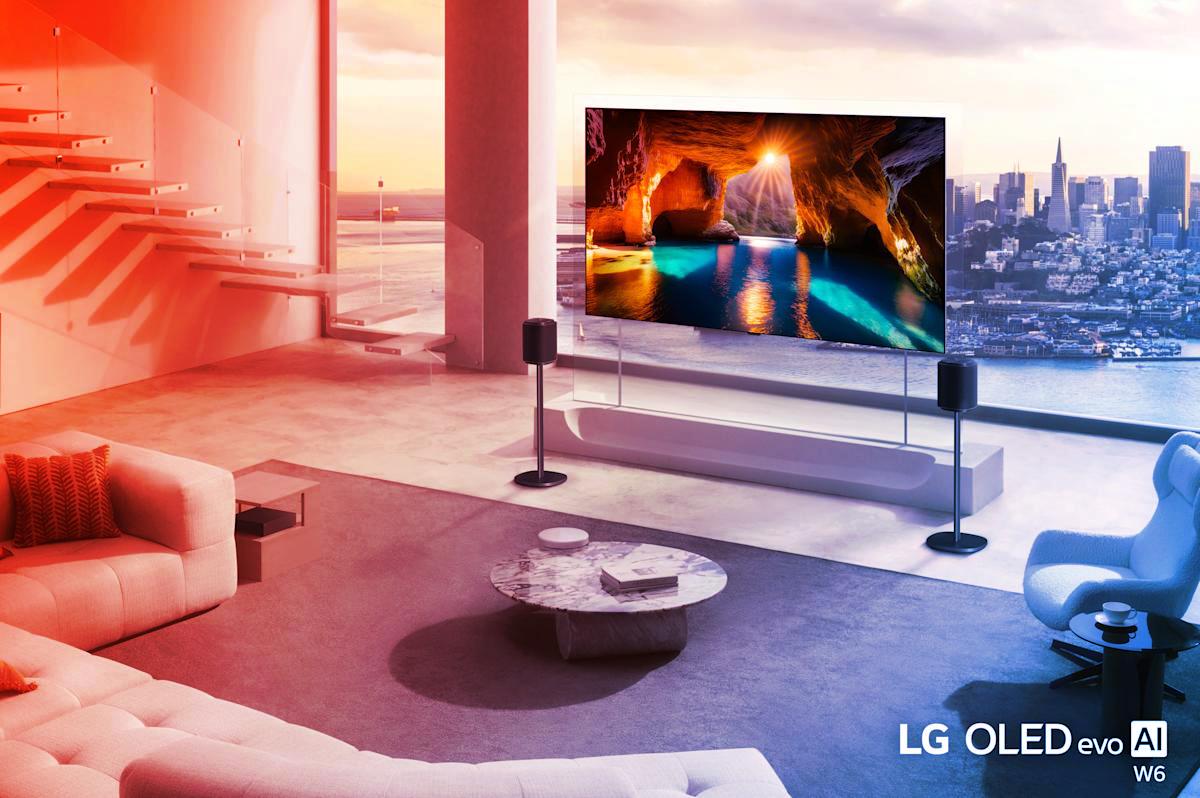 A legendás LG Wallpaper TV visszatért – drágán, hangprojektor nélkül
