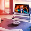 A legendás LG Wallpaper TV visszatért – drágán, hangprojektor nélkül