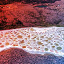 A pöttyös tó: Kanada legbüdösebb természeti csodája