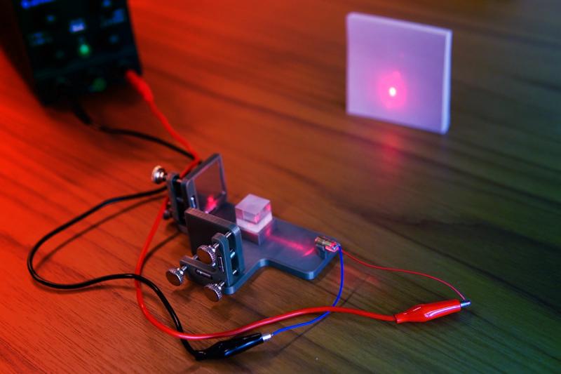 A saját Michelson-interferométer otthon, fillérekből