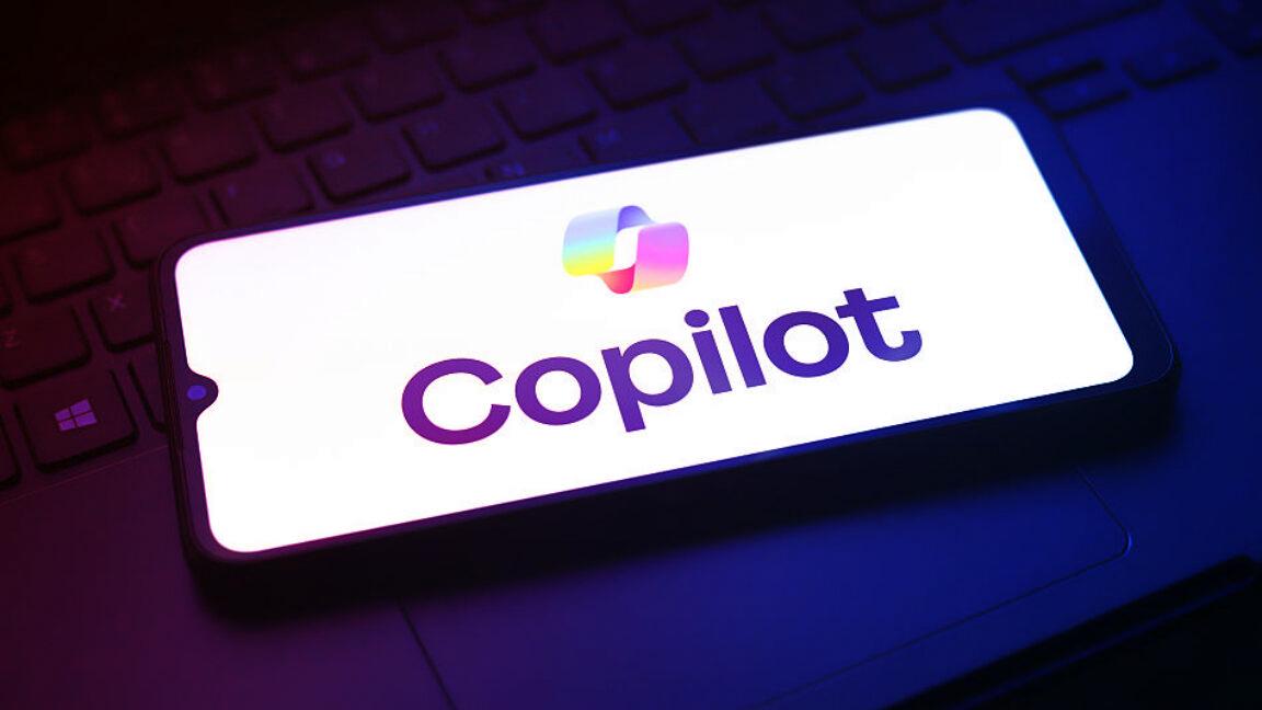 Az angol rendőrség lebukott: hamis MI-adatokkal tiltották ki a focidrukkereket