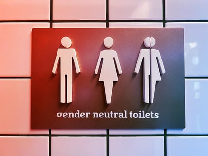 Az egyenlő mosdóélmény nyitja: nemsemleges mosdók